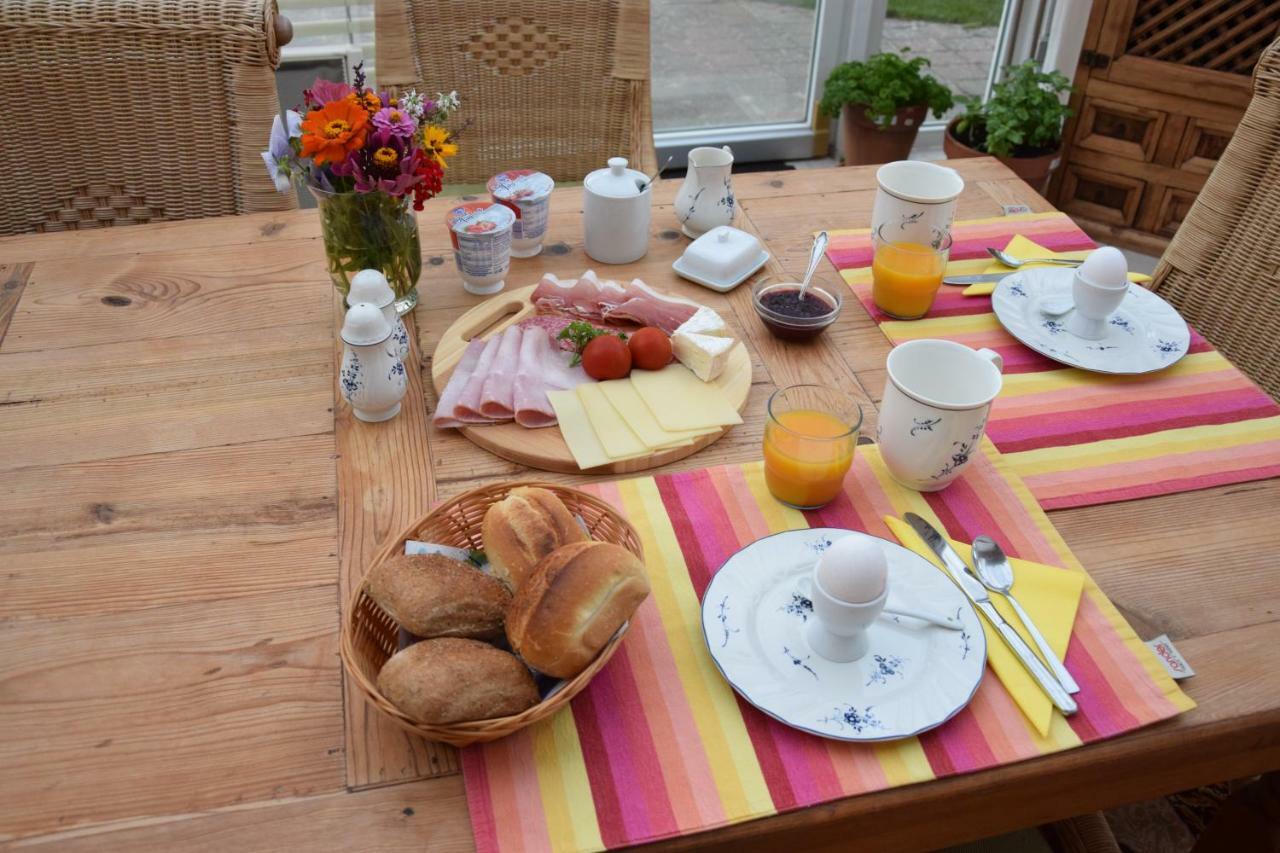 Homestay Cozy Room Markdorf Exterior foto